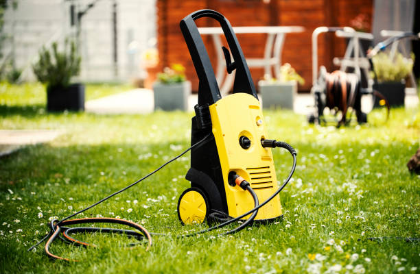 Best Sidewalk and Walkway Cleaning  in Center Hill, FL